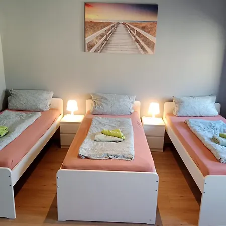 Apartment 6 1 *